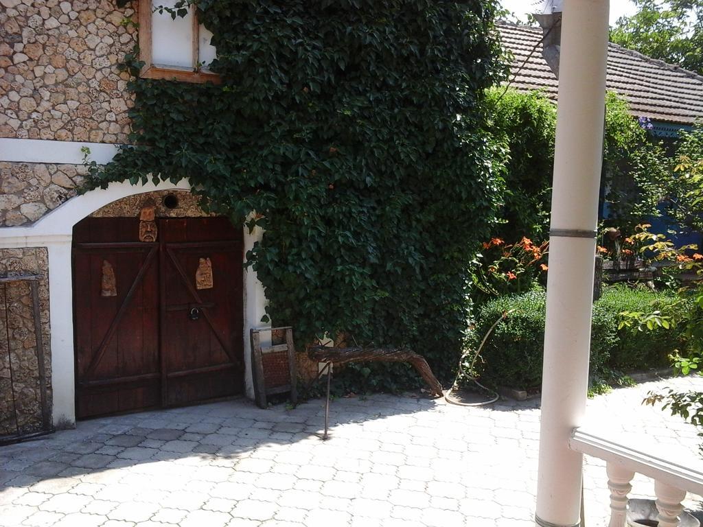 Hotel La Popas Orhei Exterior foto